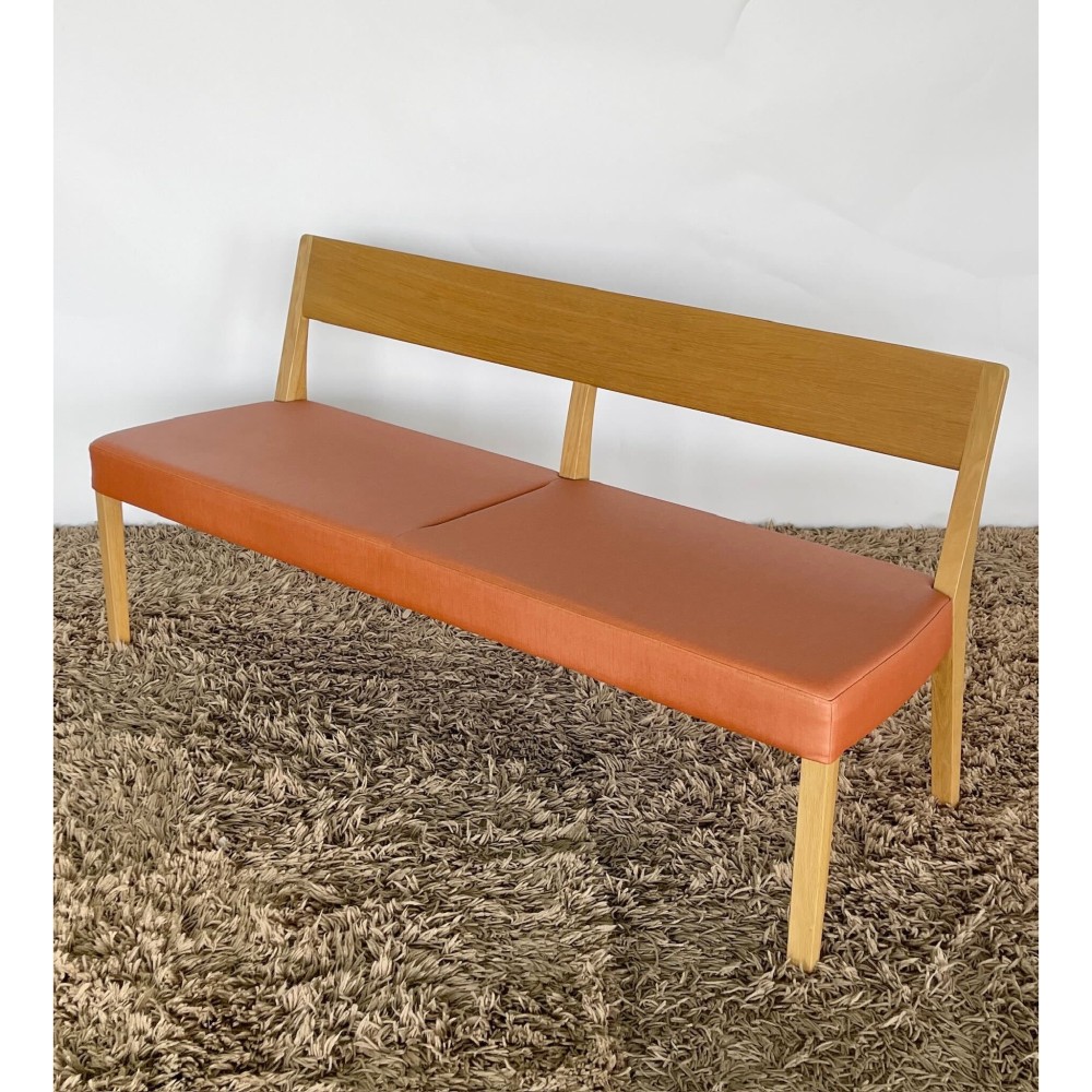 KGY-141507　背付きベンチ［カリモク］［ナチュラル／オレンジ］