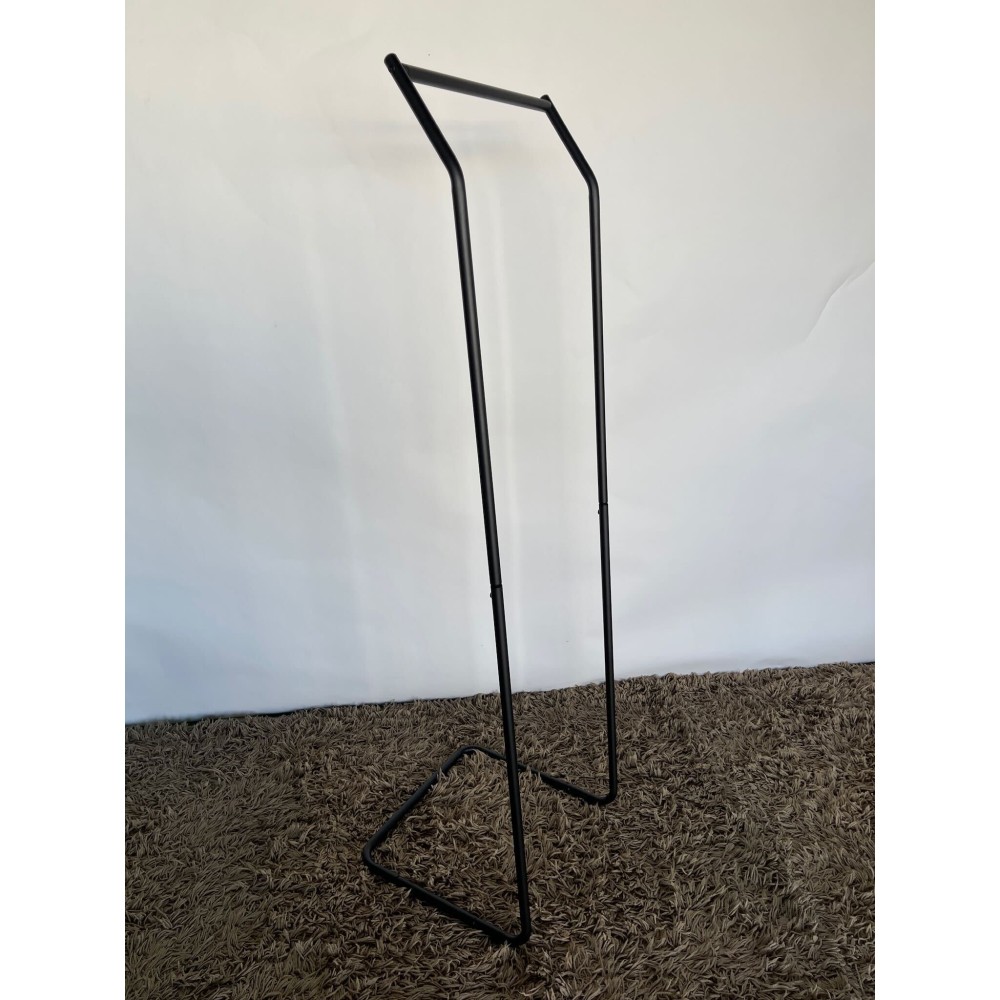 KGY-141611　衣装ハンガーラック［ブラック］