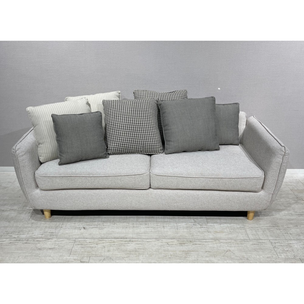 KGY-140785　３Ｐソファ＋クッション７個付き［ライトグレー］