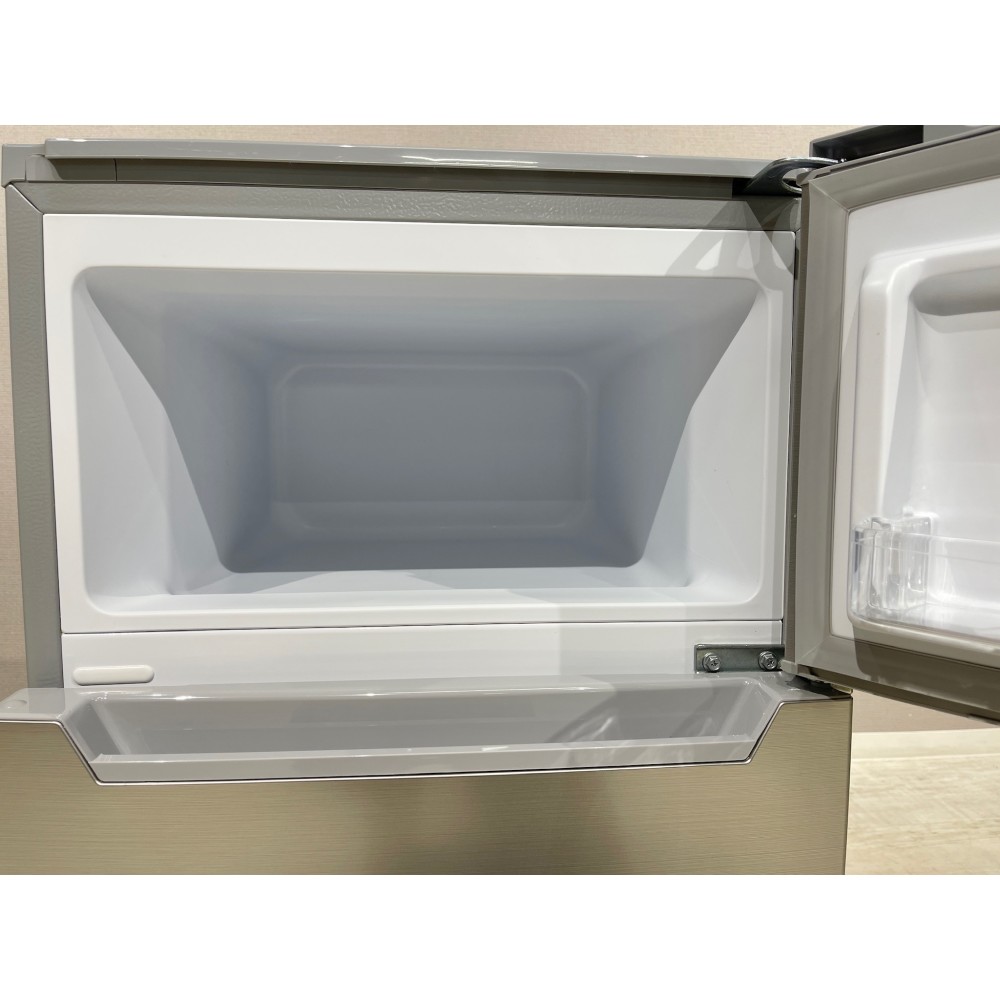 KGY-140745　２ドア冷凍冷蔵庫［８７Ｌ／右開き］［シルバー］