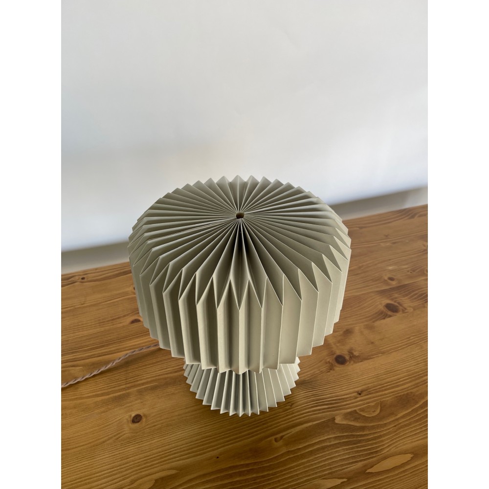 KGY-141603　スタンドライト［ホワイト］