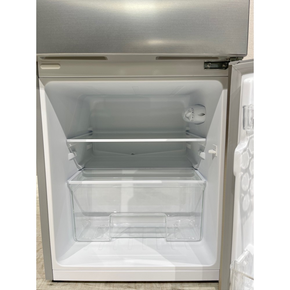 KGY-140745　２ドア冷凍冷蔵庫［８７Ｌ／右開き］［シルバー］