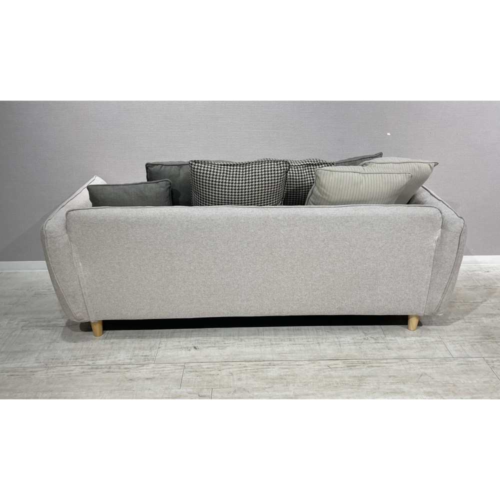 KGY-140785　３Ｐソファ＋クッション７個付き［ライトグレー］